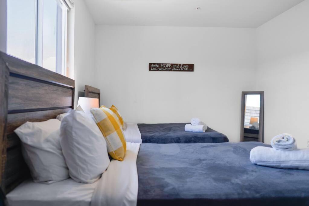 Awesome Townhouse 15 Minutes From The Beach Miami Extérieur photo