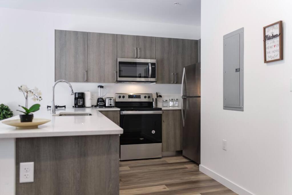 Awesome Townhouse 15 Minutes From The Beach Miami Extérieur photo