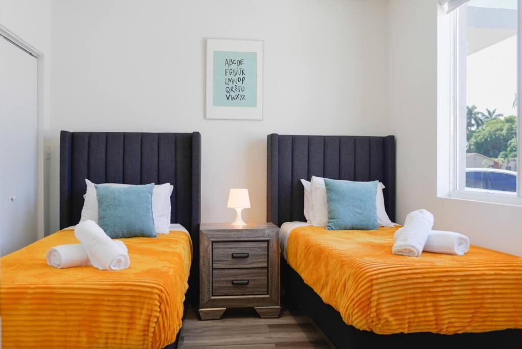 Awesome Townhouse 15 Minutes From The Beach Miami Extérieur photo